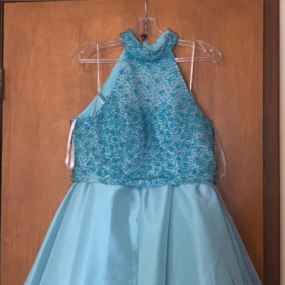 Sherri hill prom dress